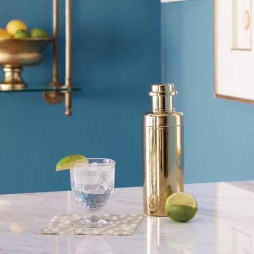 Graham Cocktail Shaker in Gold Finish with Built in Strainer & 21.3 oz Capacity