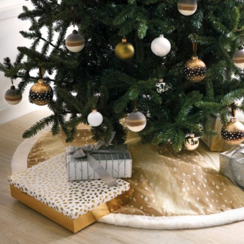 Antelope Christmas Tree Skirt