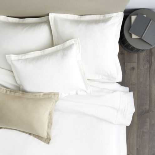 Cottingham Pleated Bedding