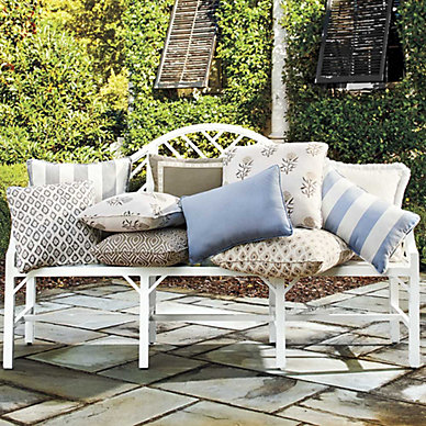 Outdoor Pillows Cushions Patio, Outdoor Throw Pillows And Cushions