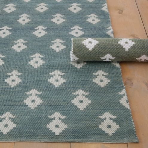 Frannie Performance Rug with Geometric Floral Pattern & Reversible Design