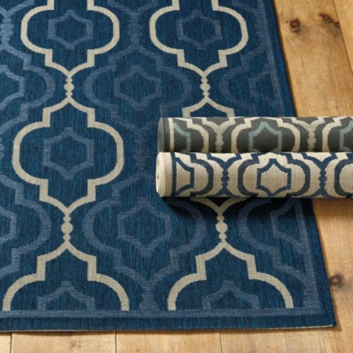 Brookstone Indoor/Outdoor Rug