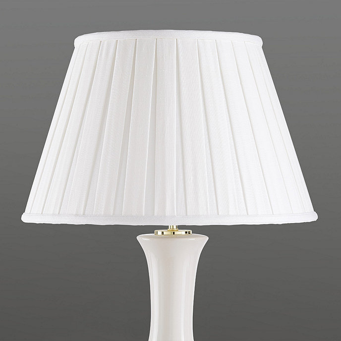 Box Pleat Linen Lamp Shade product image